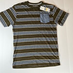NWT Tommy Hilfiger Boy Short Sleeve Tshirt- Medium